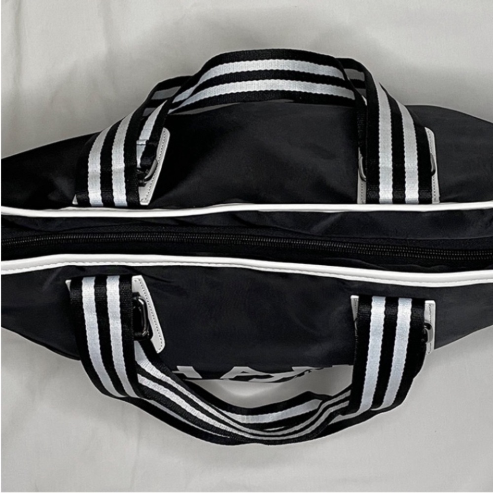 New Chanel Large Travel Bag Beach Tote with Double Handles VIP/GWP - Picture 4 of 8